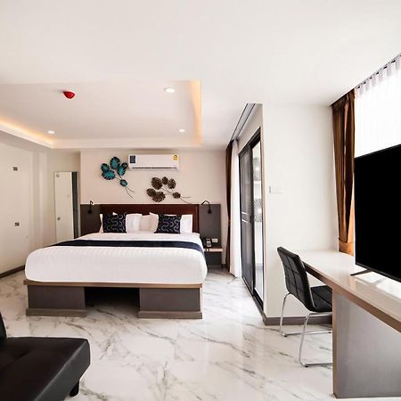 Ongkara Near Bts Thonglor Hotel Bangkok Bagian luar foto