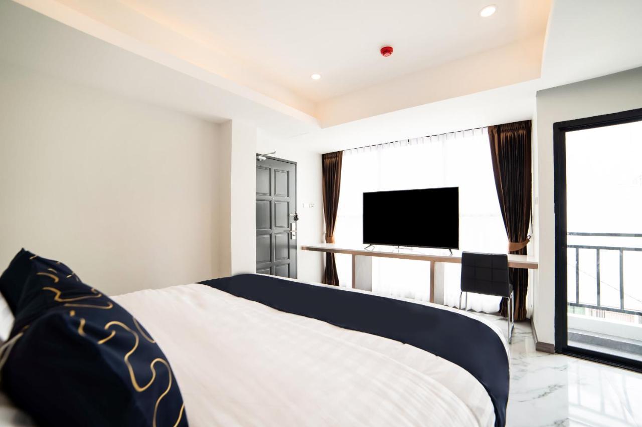 Ongkara Near Bts Thonglor Hotel Bangkok Bagian luar foto